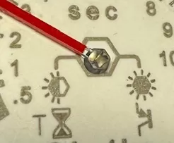 Schneider Electric Timer/Zeitrelais für Fronteinbau 22mm 24VDC 0,5s bis 10s XB5DTB22 - Farbe Ziffernblatt weiss/silber