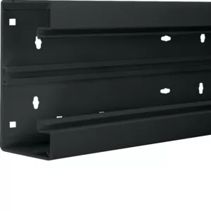 Hager Brüstungskanal-UT BR 68x130 OT 80mm gs BR6513019011