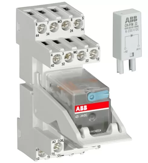 ABB CR-M230AC4LGLC Interface-Relais komplett mit Sockel und Halter 1SVR405618R3110